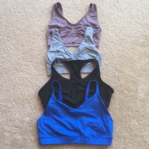 Set of 4 sports bras